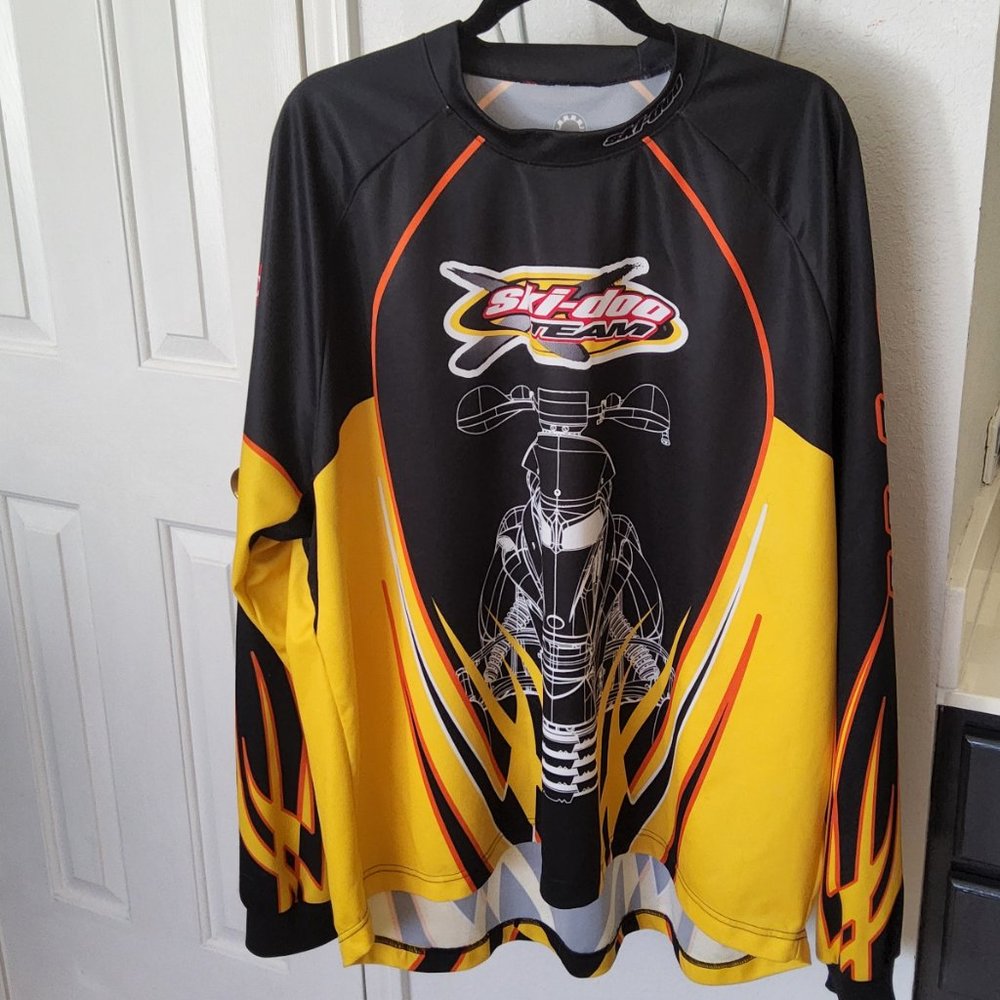Mens ski-doo